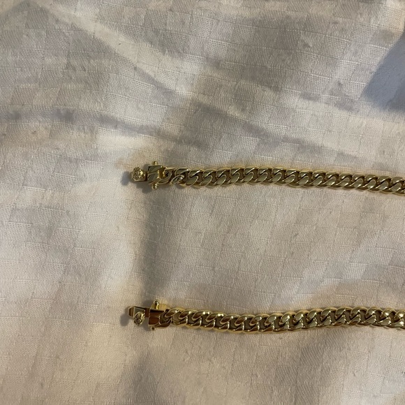 2 5mm Miami Cuban Link Bracelet 18k Gold Plated, 6” and 7” / Yellow Gold - Picture 2 of 7